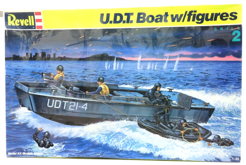 Revell t kit - revell, u.d.t.